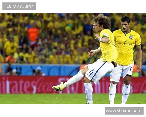 足球明星训练项目揭秘提升竞技水平的科学方法与实战技巧